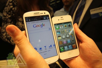 iPhone 5 et Samsung Galaxy S3